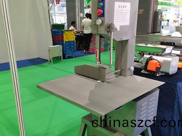 不鏽(xiu)鋼400鋸骨機